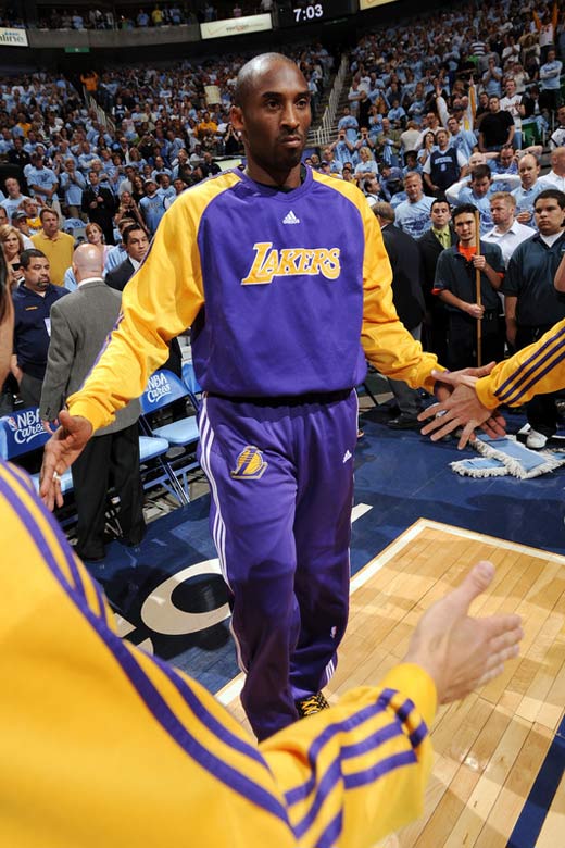 队赢得比赛 队赢得比赛